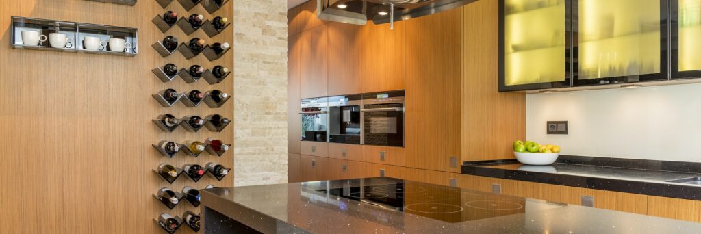 Kitchen cabinet with led lighting